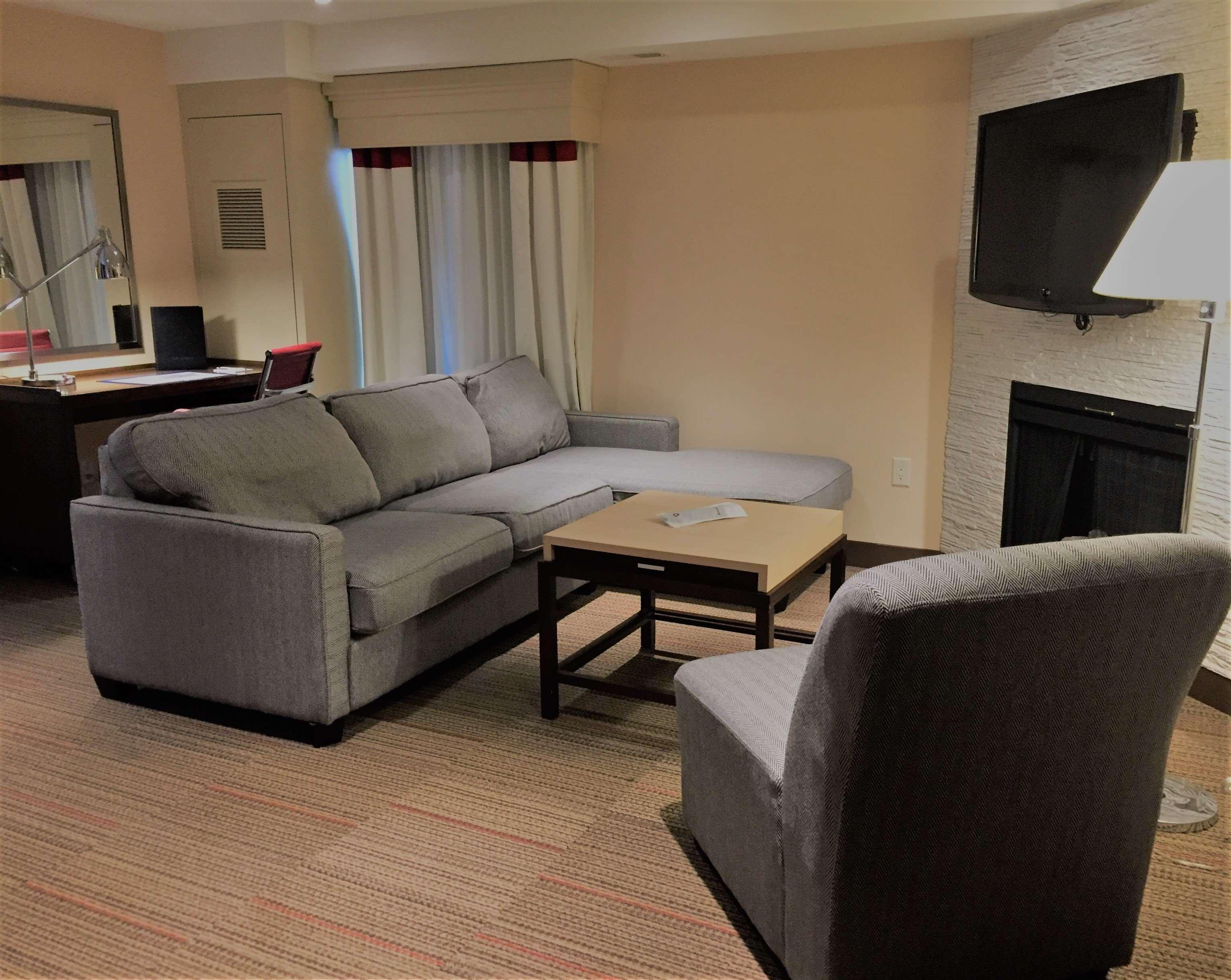 Best Western Plus Waterloo Hotel Exterior foto