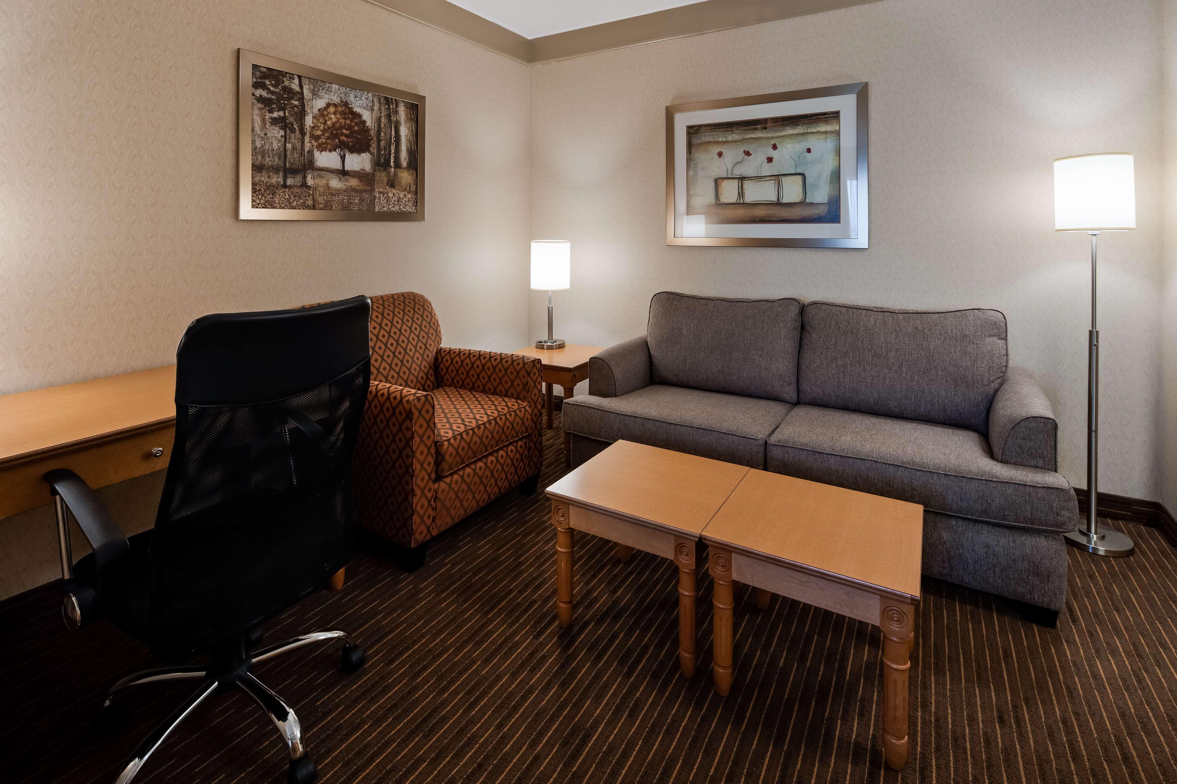 Best Western Plus Waterloo Hotel Exterior foto